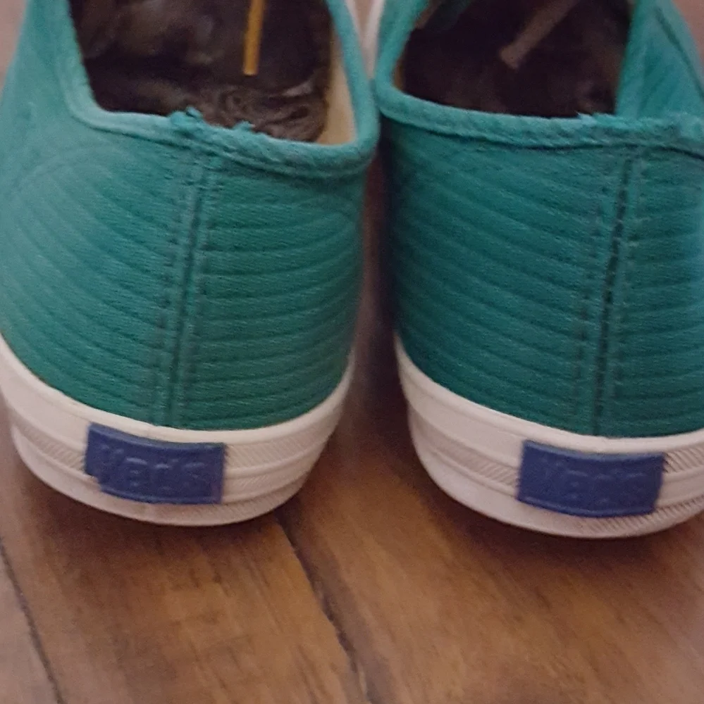 Keds - Vintage‎ Original Green Corduroy Sneakers